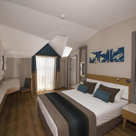 Palm World Side Resort & Spa 외부 사진
