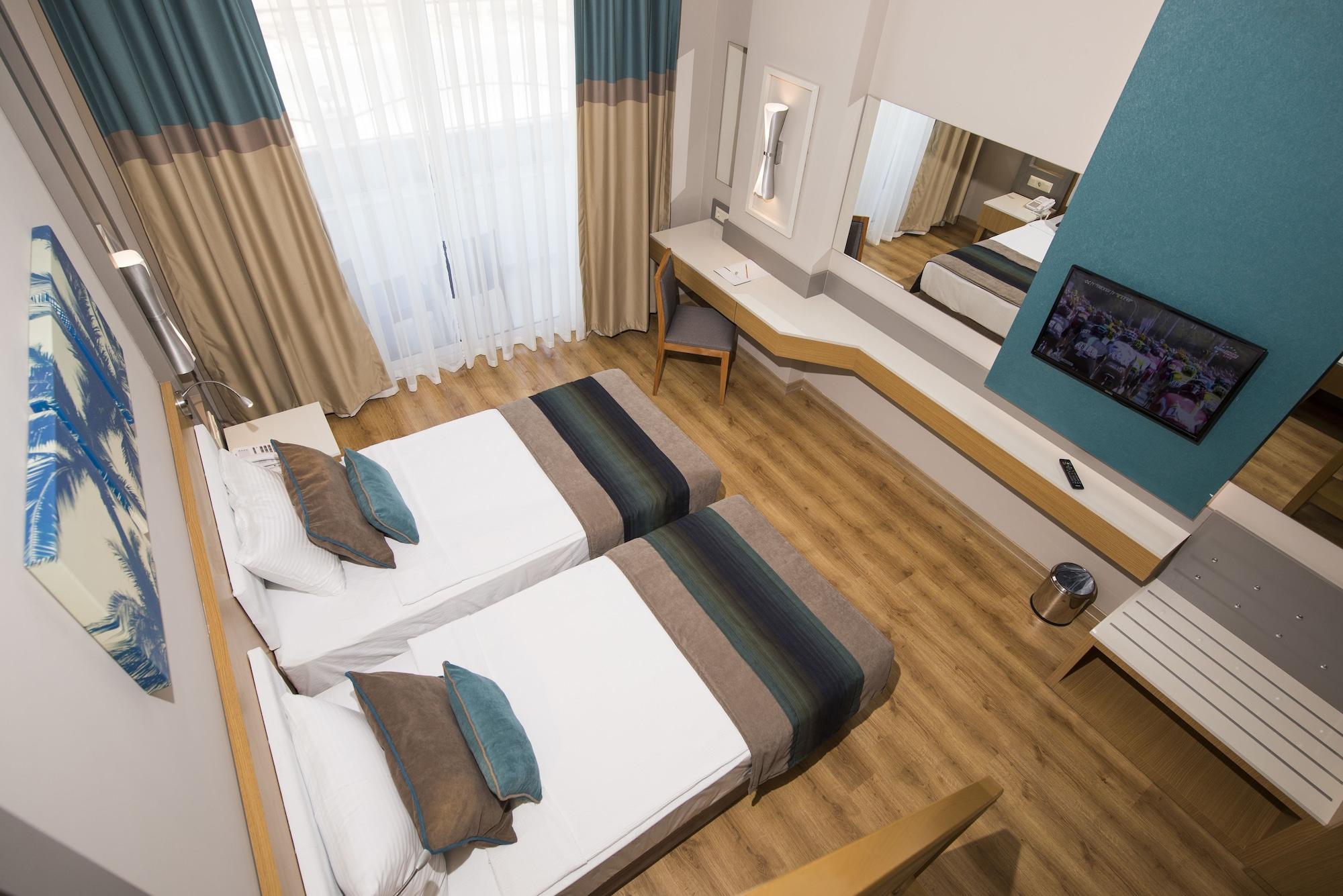 Palm World Side Resort & Spa 외부 사진