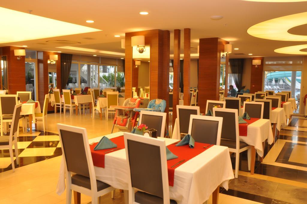 Palm World Side Resort & Spa 외부 사진